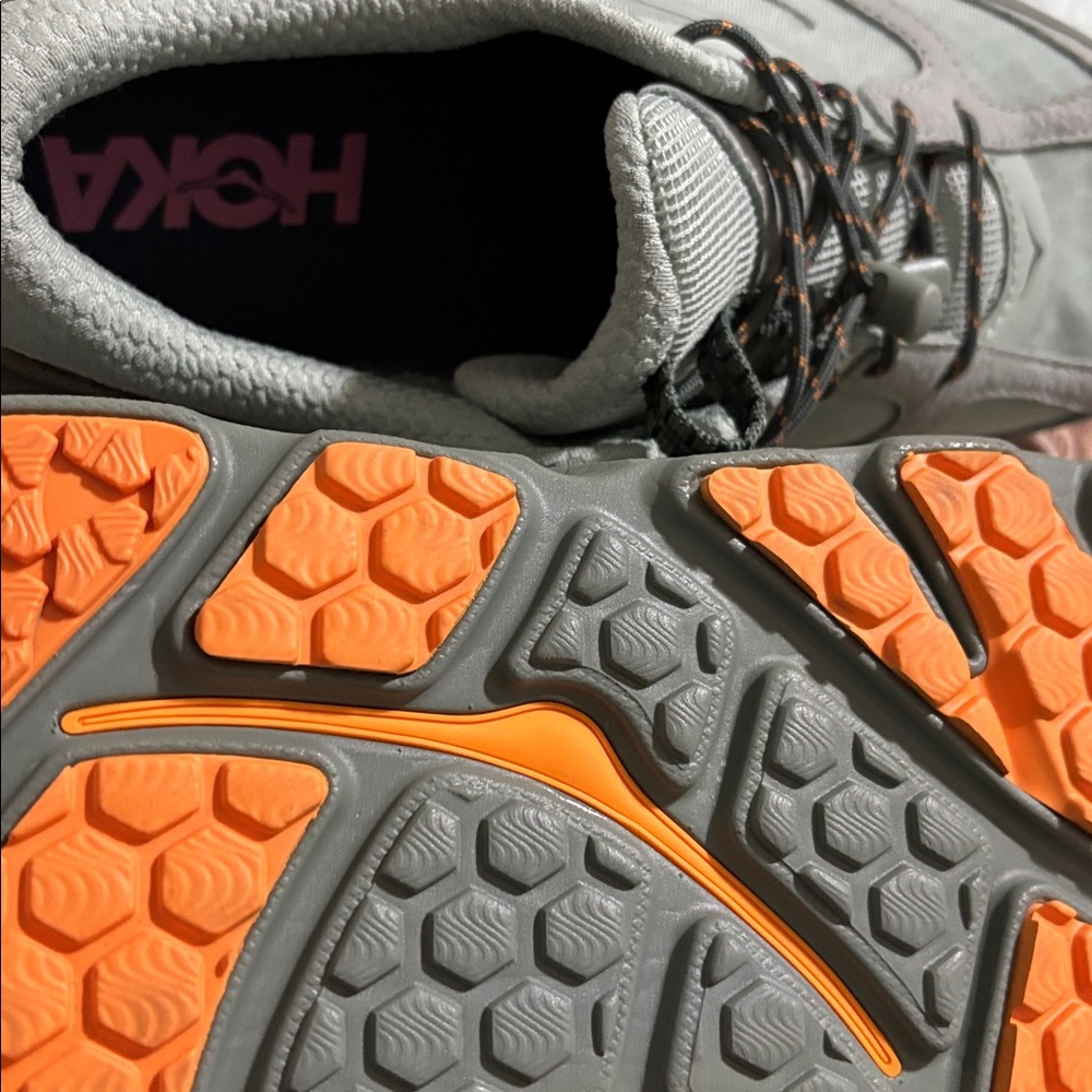 Hoka One One Bondi B3LS in Aloe Vera Green
Unisex W10.5 M9.5
NEW NO TAG - Picture 3 of 7
